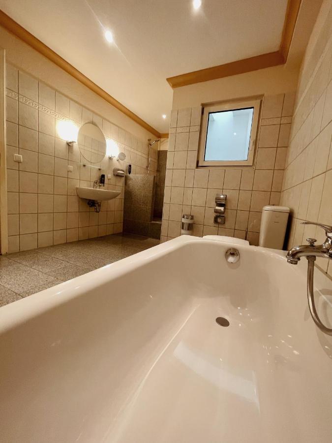 Apartment Josephine Любек Экстерьер фото